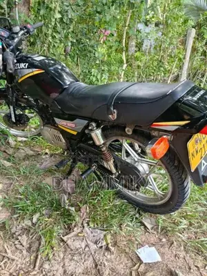 Suzuki GS125 2011 Motorbike (Used)