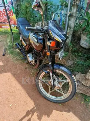 Suzuki GS125 2011 Motorbike (Used)