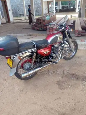 Honda CD125 2004 Motorbike (Used)