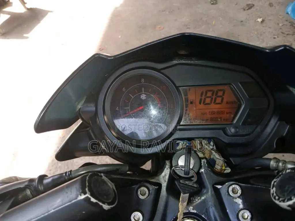 Bajaj Pulsar 2013 Motorbike (Used)