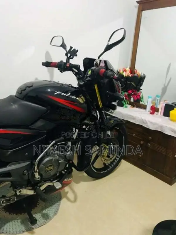 Bajaj Pulsar 2017 Motorbike (Used)