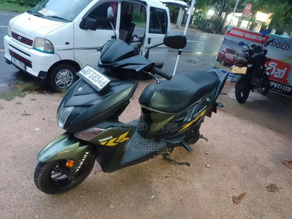 Yamaha ZR 2017 Motorbike (Used)