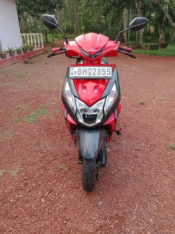 Honda Dio 2019 Motorbike (Used)