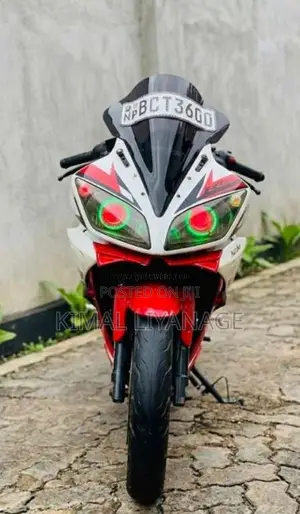 Yamaha R15 2016 Motorbike (Used)