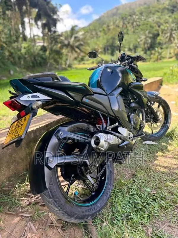Yamaha FZ-S Version 2.0 2016 Motorbike (Used)