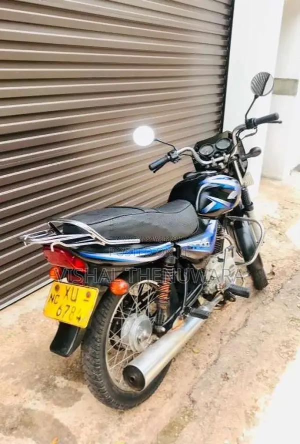 Bajaj CT-100 2012 Motorbike (Used)