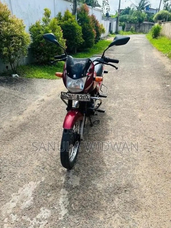 Bajaj CT-100 2004 Motorbike (Used)