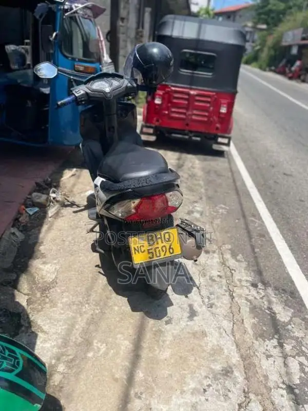 Honda Dio 2019 Motorbike (Used)