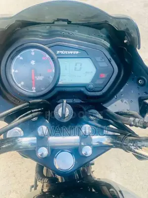 Bajaj Discover 2023 Motorbike (Used)