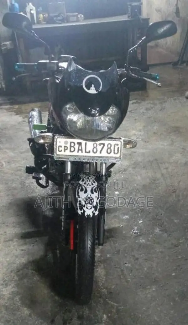 Bajaj Discover 2013 Motorbike (Used)