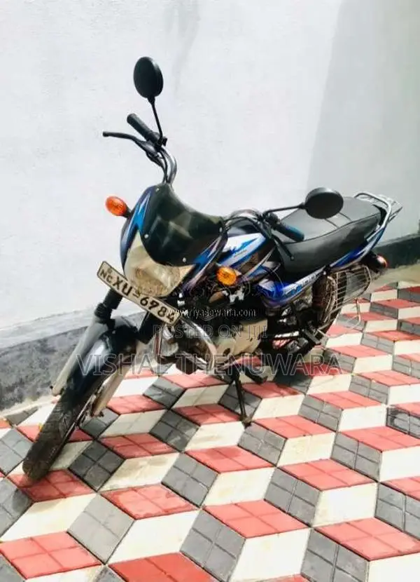 Bajaj CT-100 2012 Motorbike (Used)