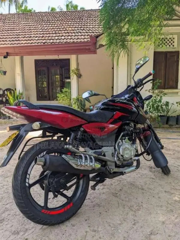 Bajaj Pulsar 150 2016 Motorbike (Used)