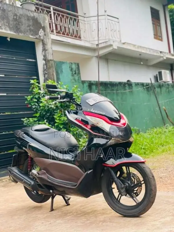 Honda Pcx 125 2015 Motorbike (Used)