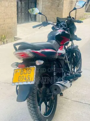 Bajaj Discover 2023 Motorbike (Used)