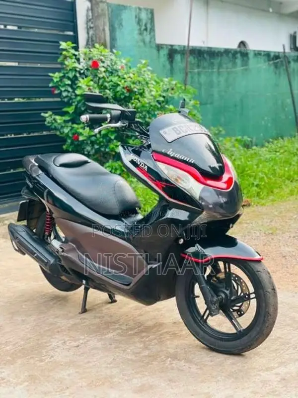 Honda Pcx 125 2015 Motorbike (Used)