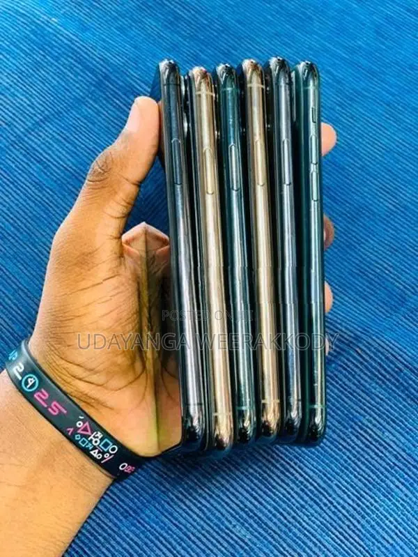 Apple iPhone 11 Pro 256GB (Used)