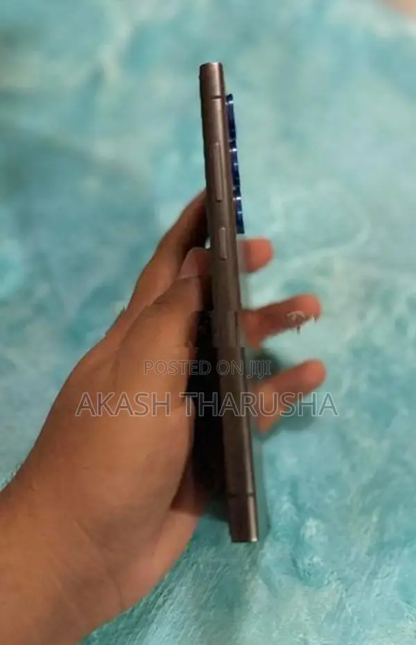 Samsung Galaxy S24 Ultra (Used)