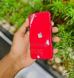 Apple iPhone SE 2 (Used)