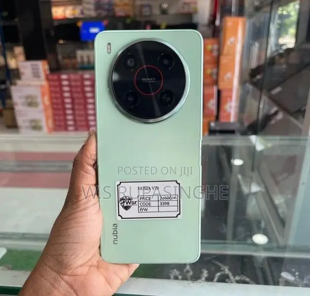 ZTE nubia V70 (Used)