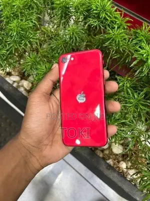 Apple iPhone SE 2 (Used)