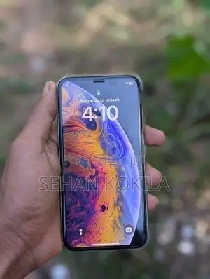 Apple iPhone XS (Used)