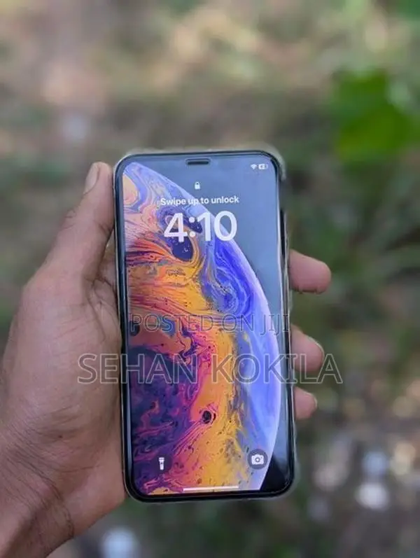 Apple iPhone XS (Used)