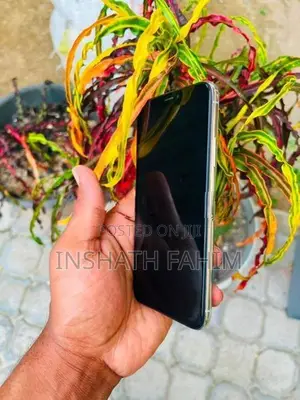 Apple iPhone X (Used)