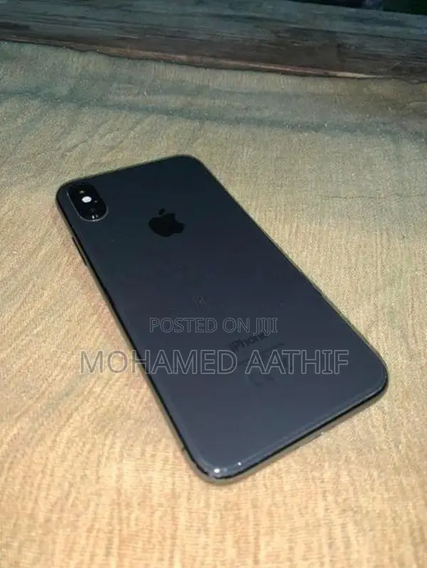Apple iPhone X (Used)