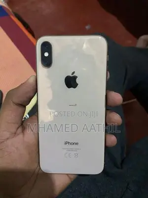 Apple iPhone XS (Used)