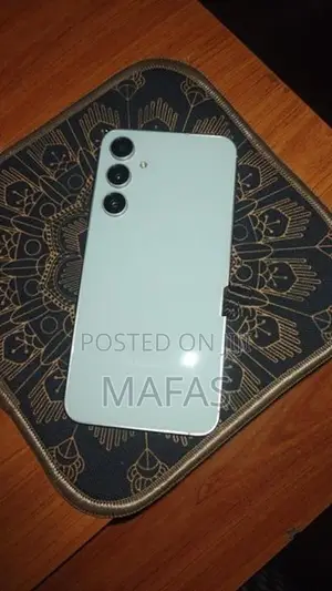 Samsung Galaxy S23 FE (Used)