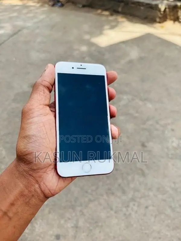 Apple iPhone 7 (Used)