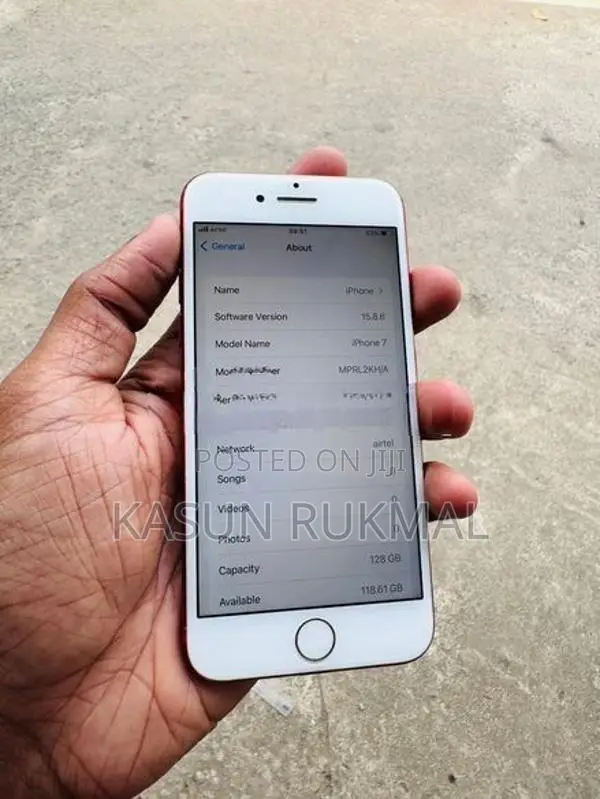 Apple iPhone 7 (Used)