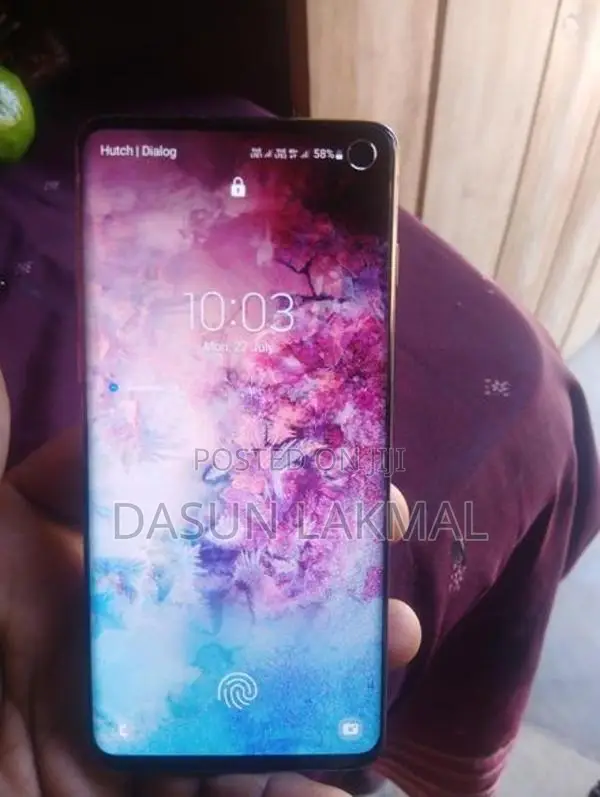 Samsung Galaxy S10 (Used)