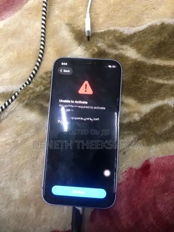 Apple iPhone 12 (Used)