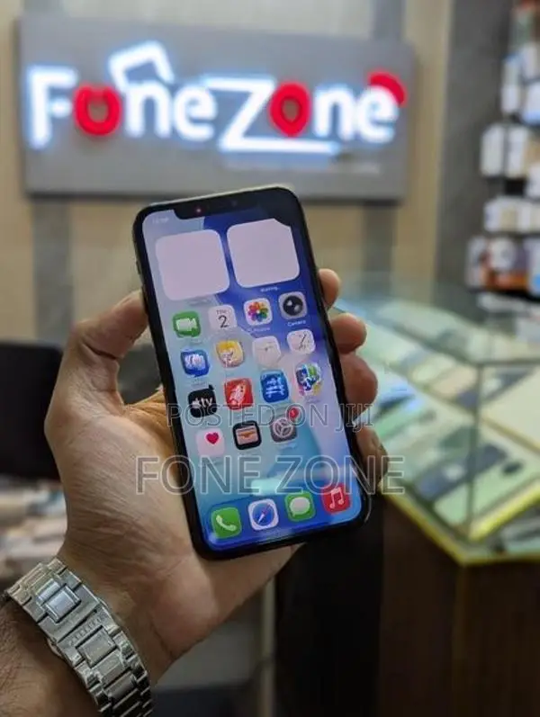 Apple iPhone 11 Pro 256GB (Used)