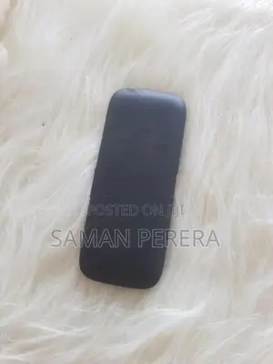 Samsung B110E Button Phone (Used)