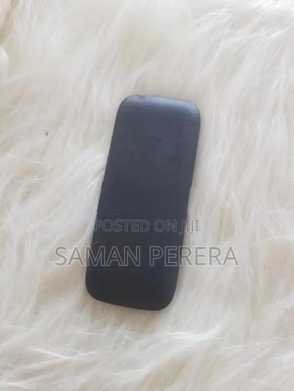 Samsung B110E Button Phone (Used)