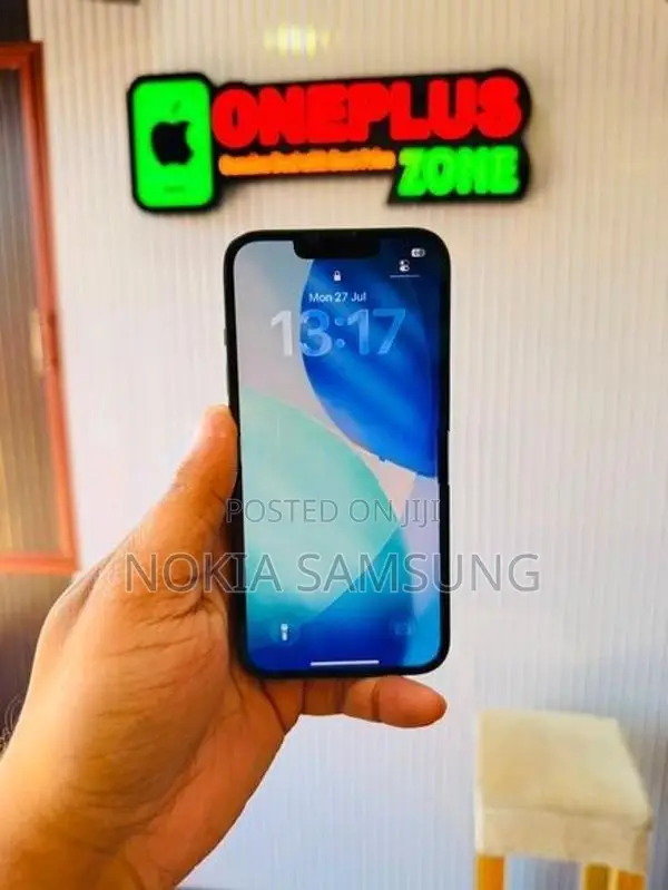 Apple iPhone 13 128GB (Used)