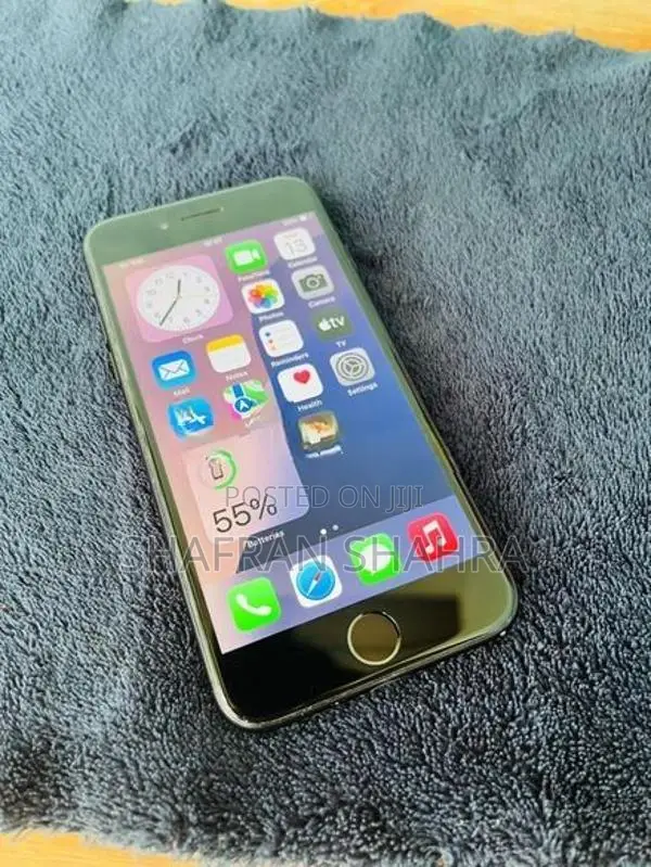 Apple iPhone SE 2 (Used)