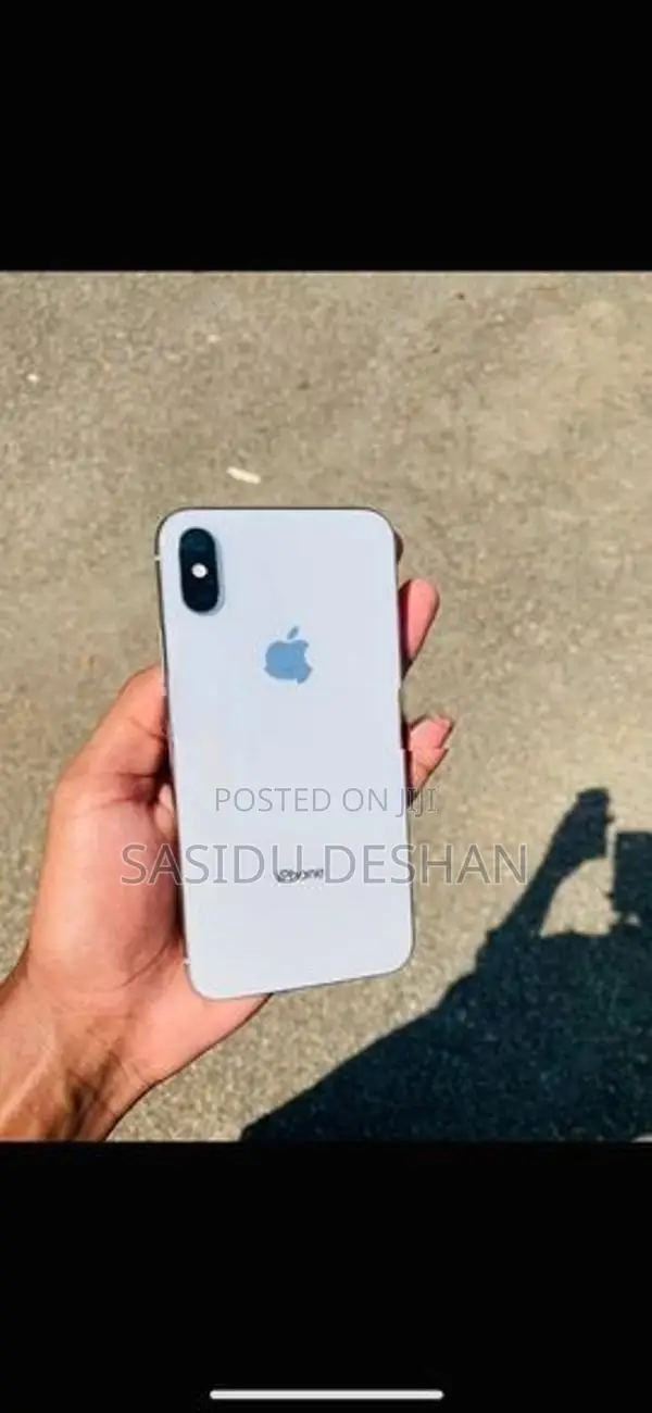 Apple iPhone X (Used)