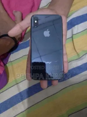 Apple iPhone X (Used)