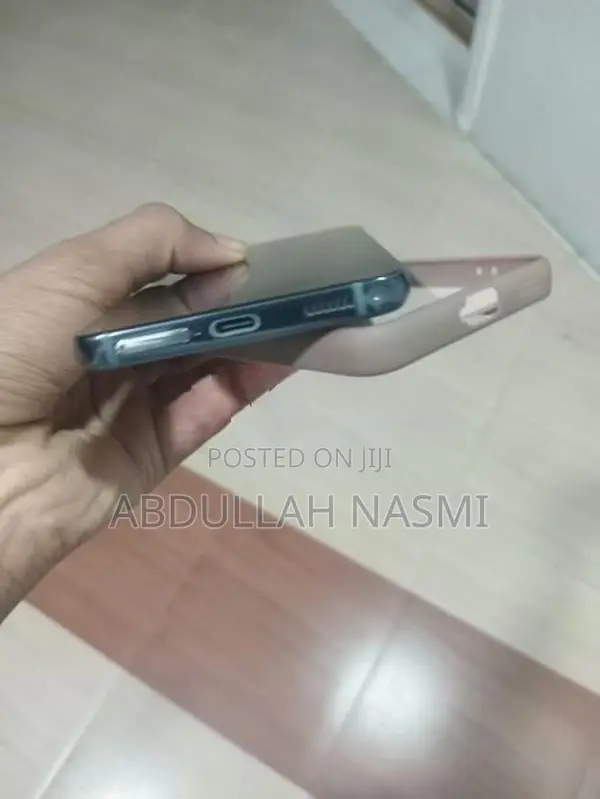 Samsung Galaxy S21 (Used)