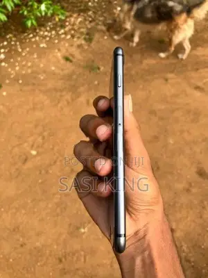 Apple iPhone 8 Plus (Used)