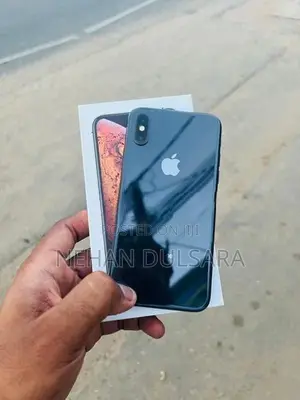 Apple iPhone XS (Used)