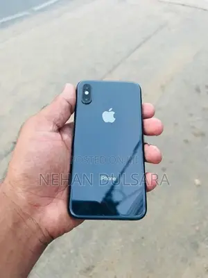 Apple iPhone XS (Used)