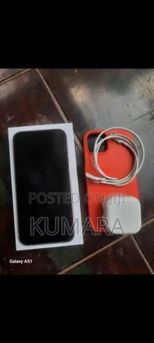 Apple iPhone 13 (Used)