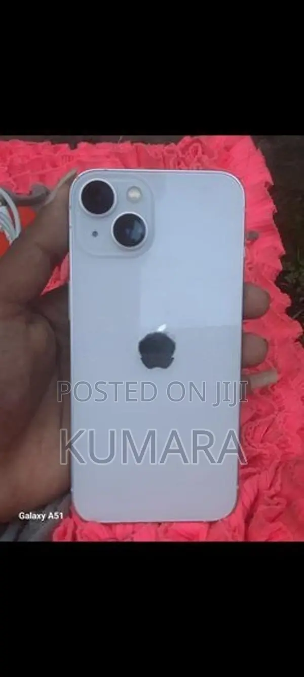 Apple iPhone 13 (Used)