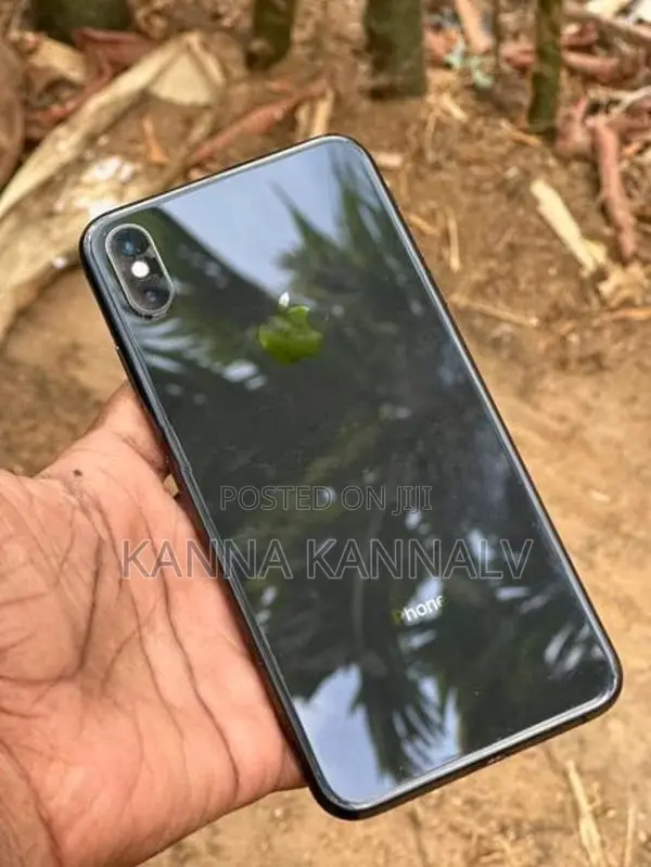 Apple iPhone XS Max 64GB (Used)