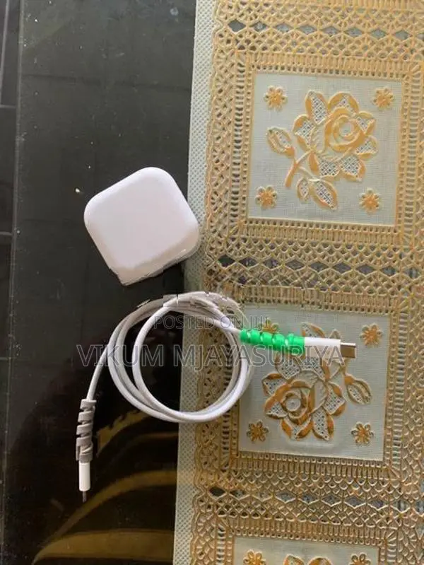 Apple iPhone XS (Used)