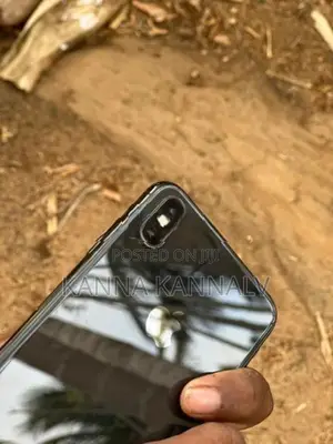 Apple iPhone XS Max 64GB (Used)
